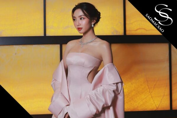 Hoa hậu Thùy Tiên tỏa sáng tại thảm đỏ liên hoan phim Quốc tế